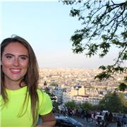 Laureata in scienze motorie . Impartisco lezioni di personal training, yoga e fitness. Lezioni divertenti ed individualizzate